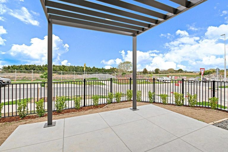 Photo of property in 18 Rautahi Street, Flat Bush, Auckland, 2019