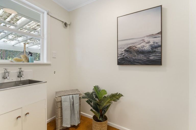 Photo of property in 22 Callender Terrace, Paraparaumu Beach, Paraparaumu, 5032