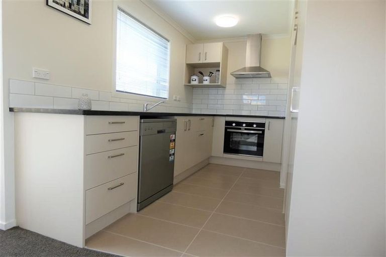 Photo of property in 12 Fay Close, Wiri, Auckland, 2104