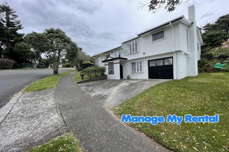 Photo of property in 14 Rajkot Terrace, Broadmeadows, Wellington, 6035