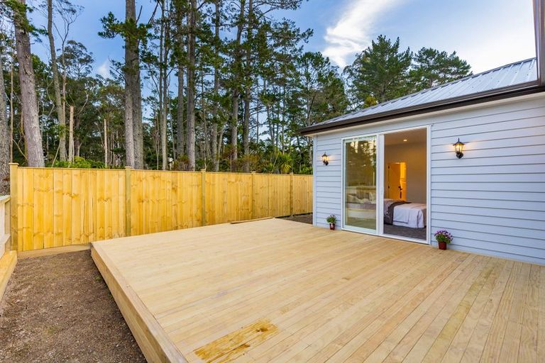 Photo of property in 28 Konoba Avenue, Kumeu, 0810