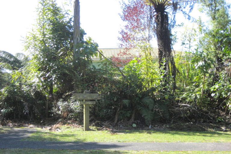 Photo of property in 23 Hauraki Terrace, Pukawa Bay, Turangi, 3381