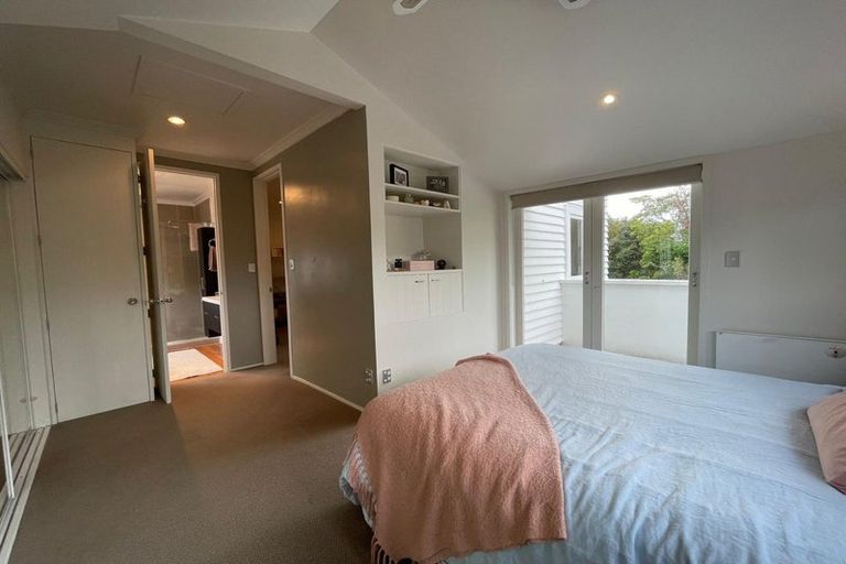 Photo of property in 2/100 West End Road, Westmere, Auckland, 1022