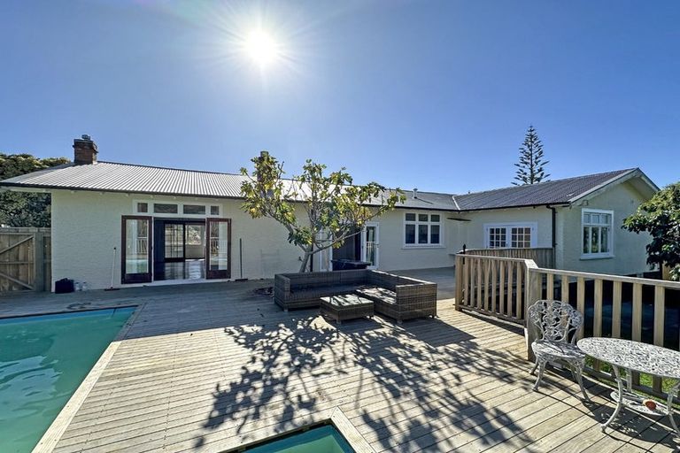 Photo of property in 18 Maxwell Avenue, Durie Hill, Whanganui, 4500