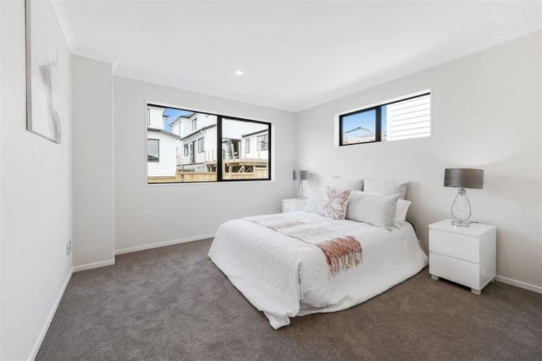 Photo of property in 4 Aklander Rise, Flat Bush, Auckland, 2019