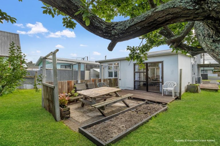 Photo of property in 7 Lowther Street, Whanganui, 4500