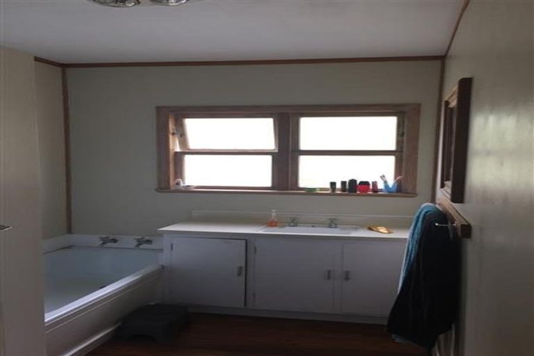 Photo of property in 16 Robinson Road, The Brook, Nelson, 7010