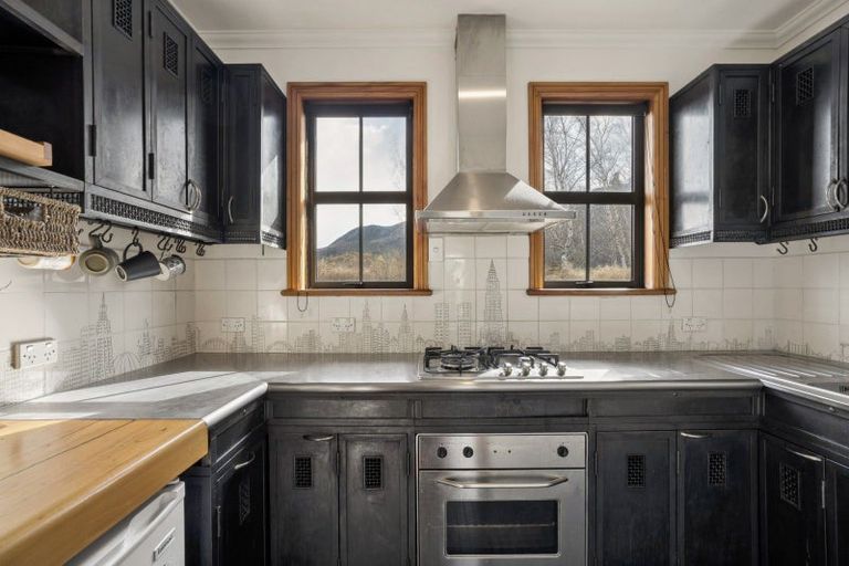 Photo of property in 66 Te Awa Road, Albert Town, Wanaka, 9382