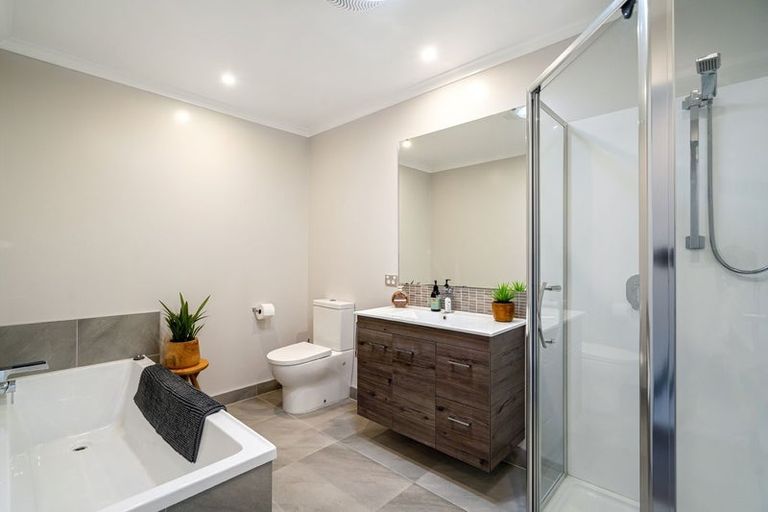 Photo of property in 2 Chaffinch Road, Hobsonville, Auckland, 0616