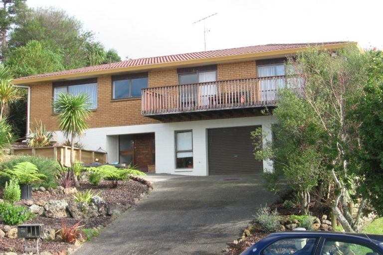 Photo of property in 20 Kiri Place, Mairangi Bay, Auckland, 0630