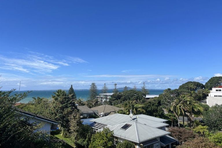 Photo of property in 15 Oban Road, Browns Bay, Auckland, 0630