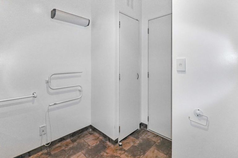 Photo of property in St Peters Apartments, 1c/192 Willis Street, Te Aro, Wellington, 6011