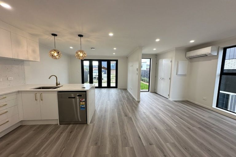 Photo of property in 10 Waikaha Street, Pokeno, 2472