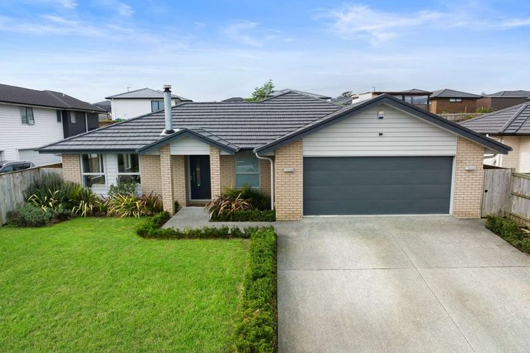 Photo of property in 23 Pakaraka Drive, Papakura, 2110