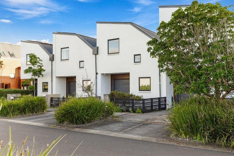 Photo of property in 10 Meteor Road, Hobsonville, Auckland, 0616