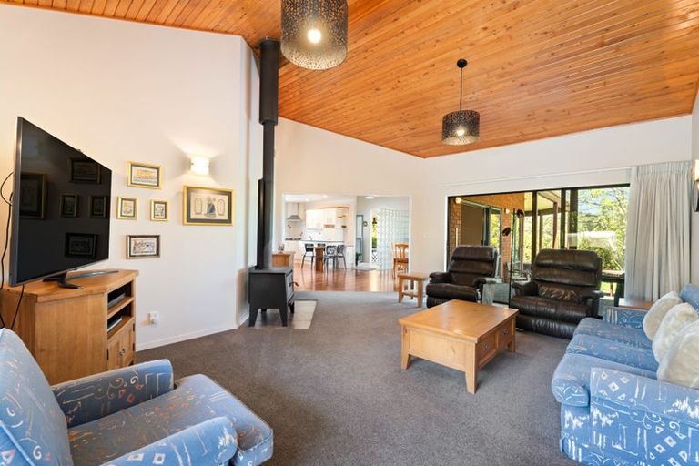 Photo of property in 103 Awa Road, Kumeu, 0891
