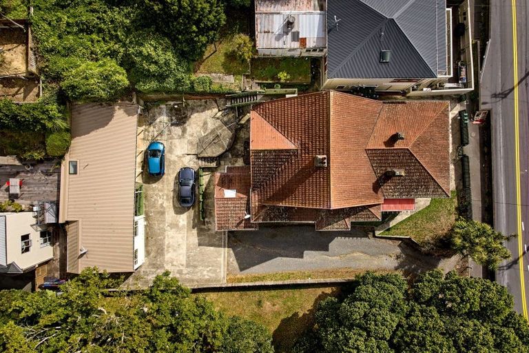 Photo of property in 132 Wallace Street, Mount Cook, Wellington, 6021