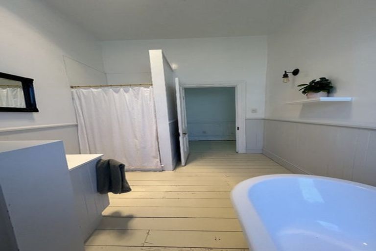 Photo of property in 36 Main Street, Greytown, 5712