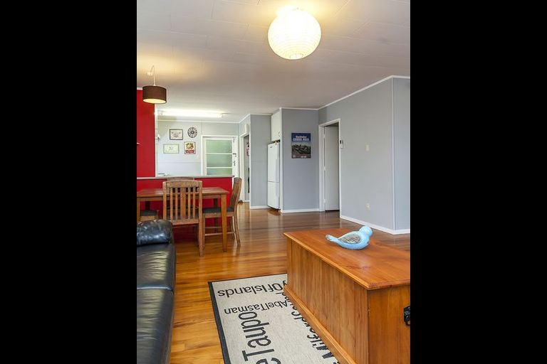 Photo of property in 1/40 Hope Farm Avenue, Pakuranga Heights, Auckland, 2010