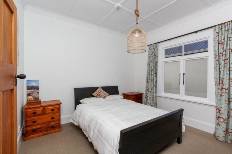 Photo of property in 372a Carrington Street, Upper Vogeltown, New Plymouth, 4310