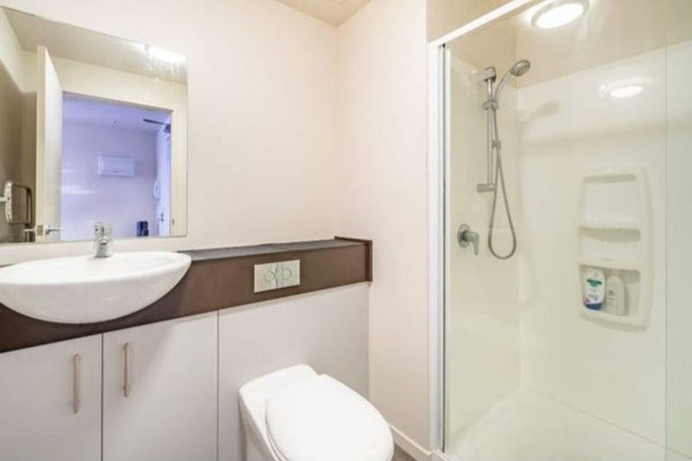 Photo of property in The Peak Apartments, 902/170 Taranaki Street, Te Aro, Wellington, 6011