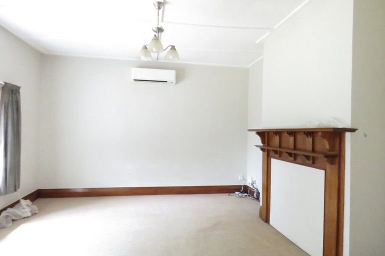 Photo of property in 16 Claudelands Road, Hamilton East, Hamilton, 3216