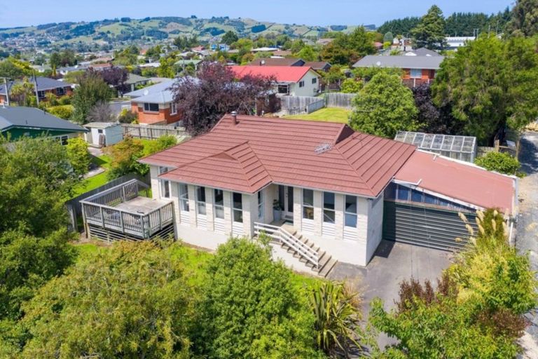 Photo of property in 100 Martin Road, Fairfield, Dunedin, 9018