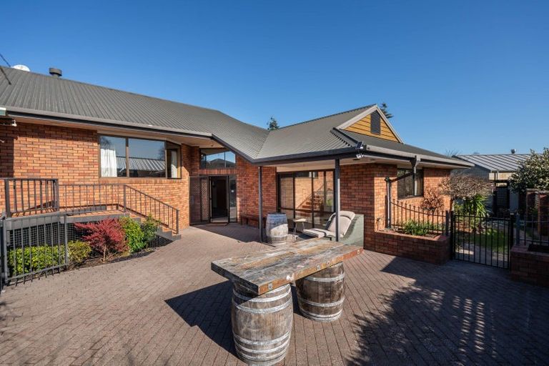 Photo of property in 1 Victoria Street, Cambridge, 3434