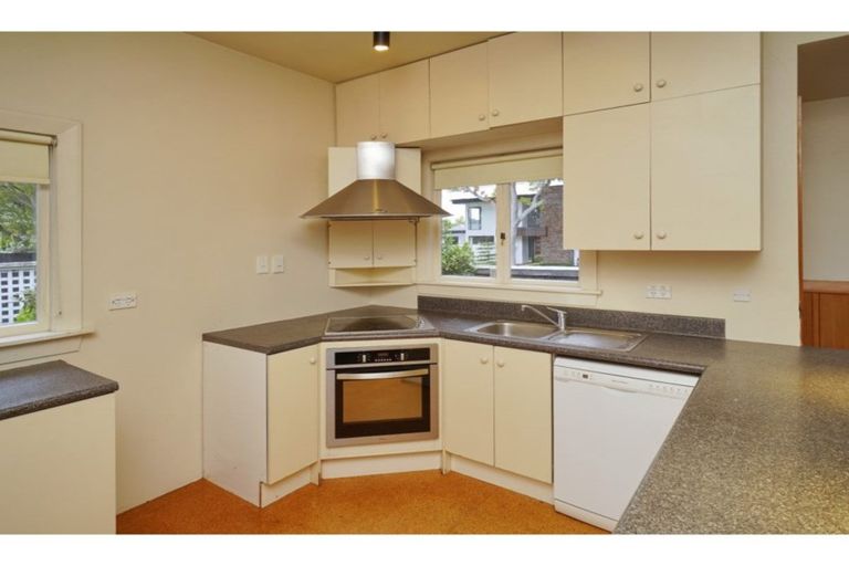 Photo of property in 432 Papanui Road, Strowan, Christchurch, 8052