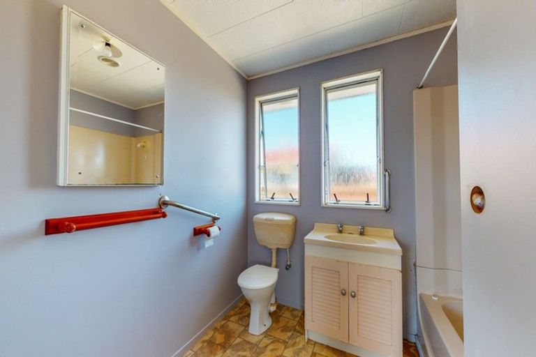 Photo of property in 6 Miller Place, Ngatea, 3503