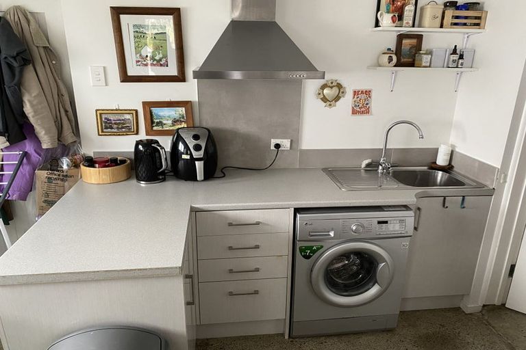 Photo of property in 3 Macaulay Street, Johnsonville, Wellington, 6037