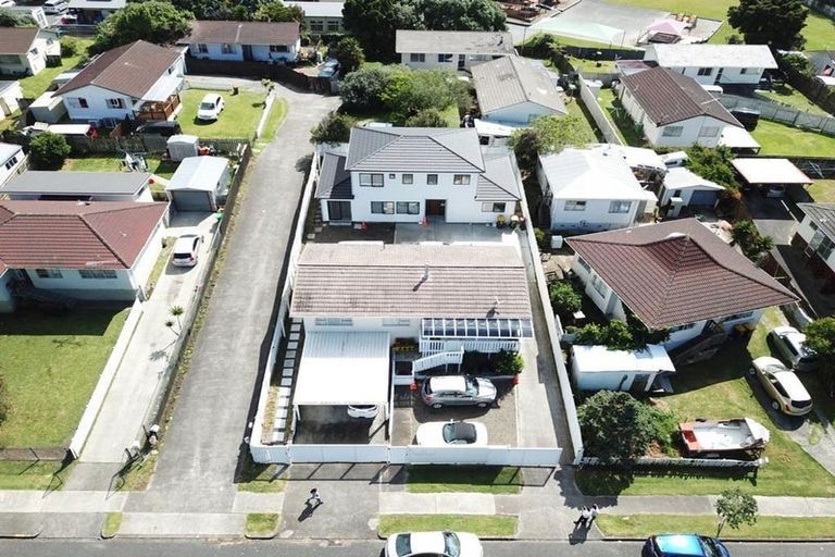 Photo of property in 21a Frobisher Way, Clendon Park, Auckland, 2103