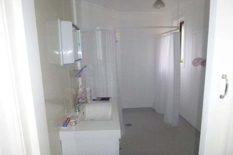 Photo of property in 99 Templer Street, Geraldine, 7992