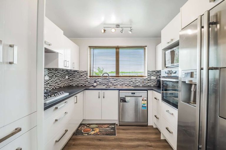 Photo of property in 11 Marybank Mews, Highbury, Palmerston North, 4412