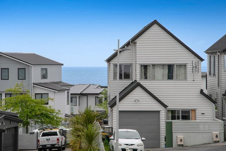 Photo of property in 9 Barque Rise, Long Bay, Auckland, 0630