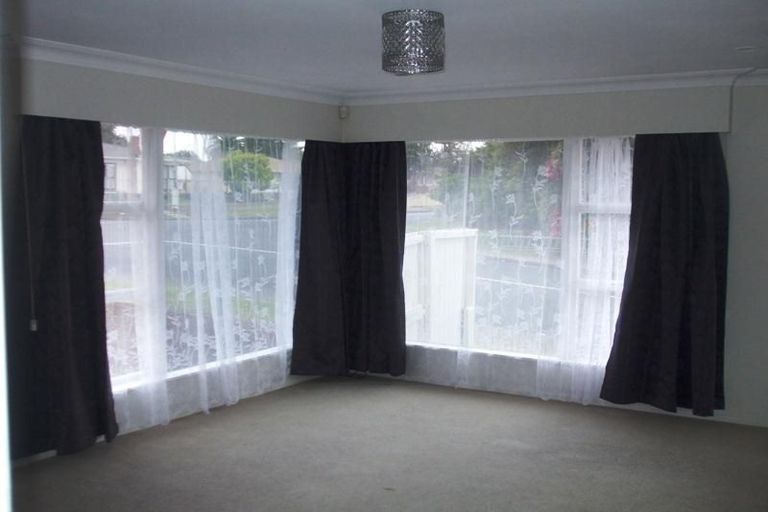 Photo of property in 44 Thompson Terrace, Manurewa, Auckland, 2102