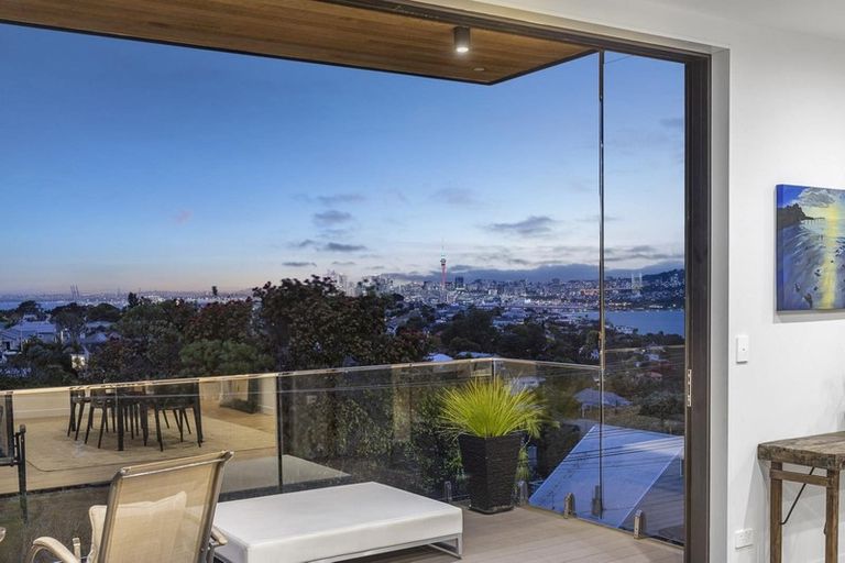 Photo of property in Sugar Lane Apartments, 3/31 Rawene Road, Birkenhead, Auckland, 0626