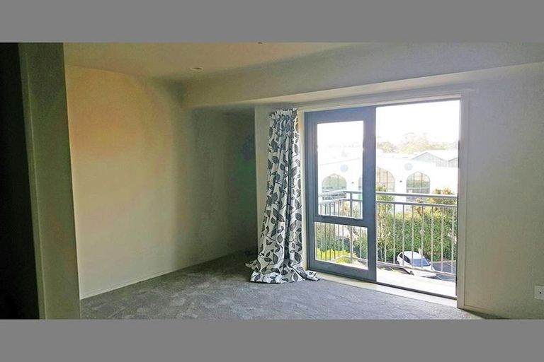 Photo of property in 3j/10 Crown Lynn Place, New Lynn, Auckland, 0600