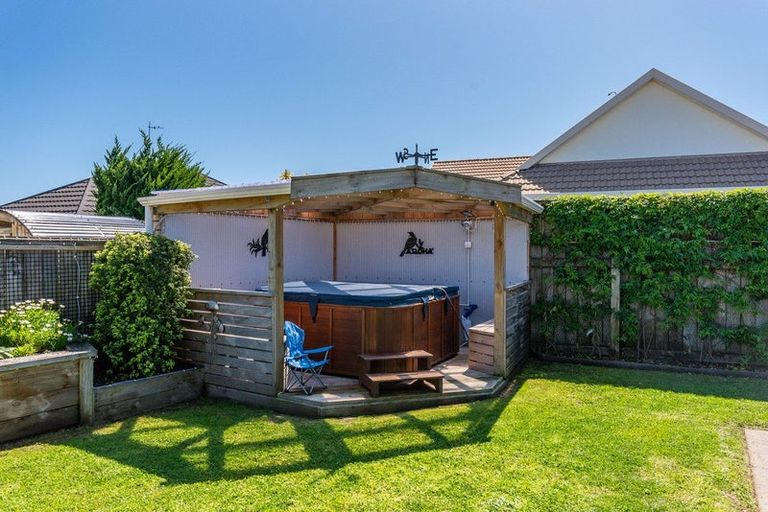 Photo of property in 81 Michael Road, Paraparaumu Beach, Paraparaumu, 5032