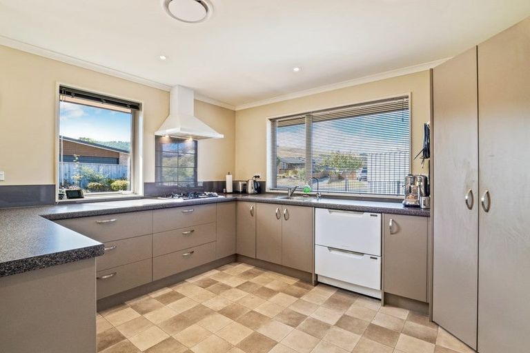 Photo of property in 6 Calluna Crescent, Mosgiel, 9024