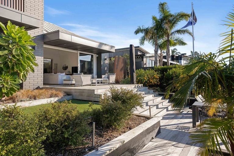 Photo of property in 140 Waterways Parade, Pauanui, Hikuai, 3579