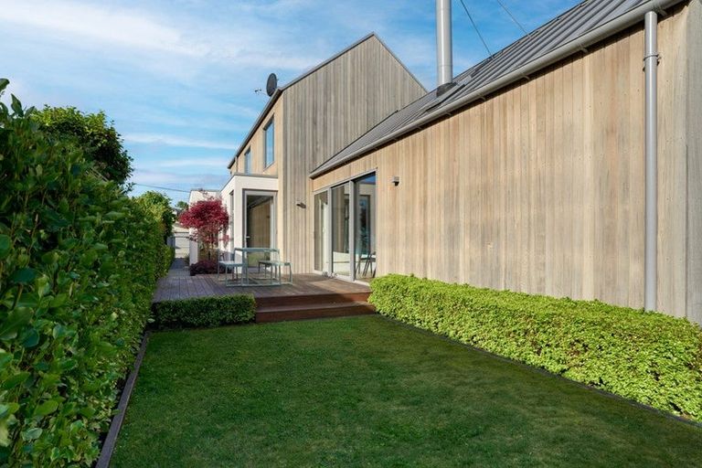 Photo of property in 3 Ngahere Street, Fendalton, Christchurch, 8041