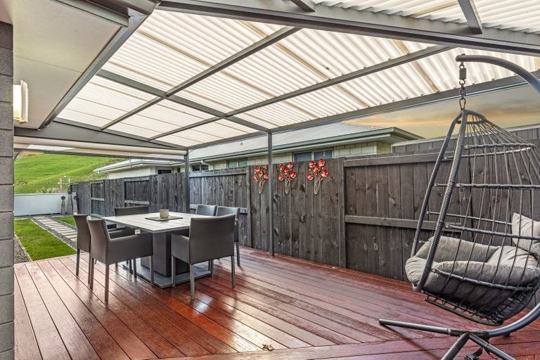 Photo of property in 103 Ballintoy Park Drive, Welcome Bay, Tauranga, 3175