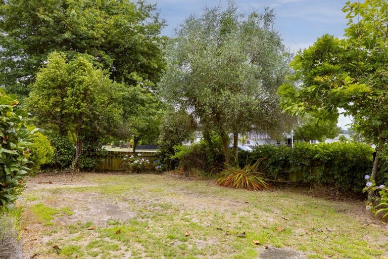 Photo of property in 53 Grace Crescent, Richmond Heights, Taupo, 3330
