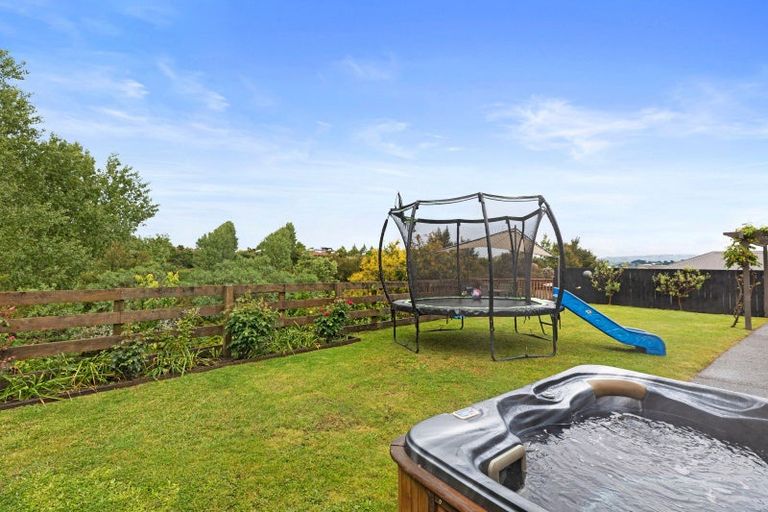 Photo of property in 10 Carex Close, Pyes Pa, Tauranga, 3112