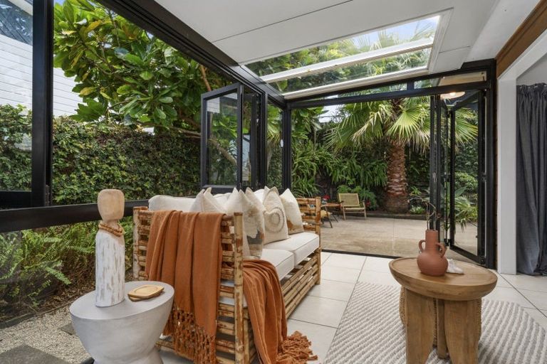 Photo of property in 312b Oceanbeach Road, Mount Maunganui, 3116