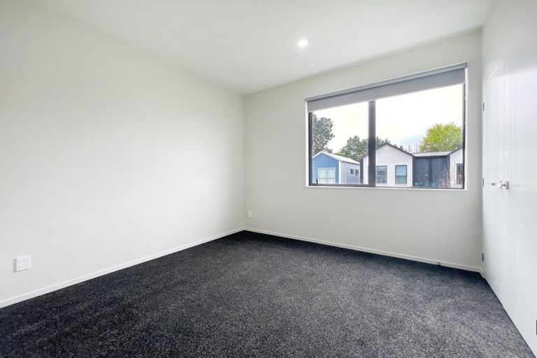 Photo of property in 16 Yellow Pear Lane, Karaka, 2578