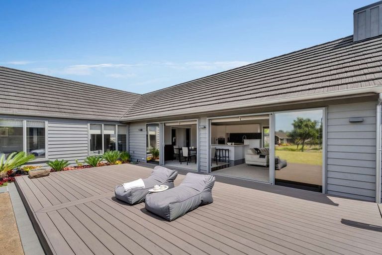 Photo of property in 4 Roseberry Place, Whitianga, 3510