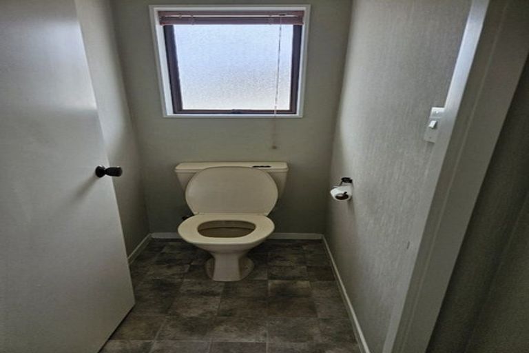 Photo of property in 1/3a Youngs Road, Papakura, 2110