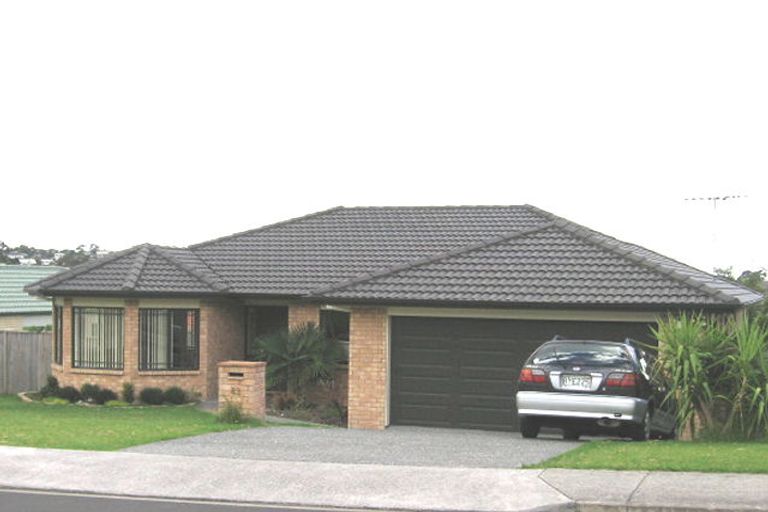 Photo of property in 43 Ruze Vida Drive, Massey, Auckland, 0614